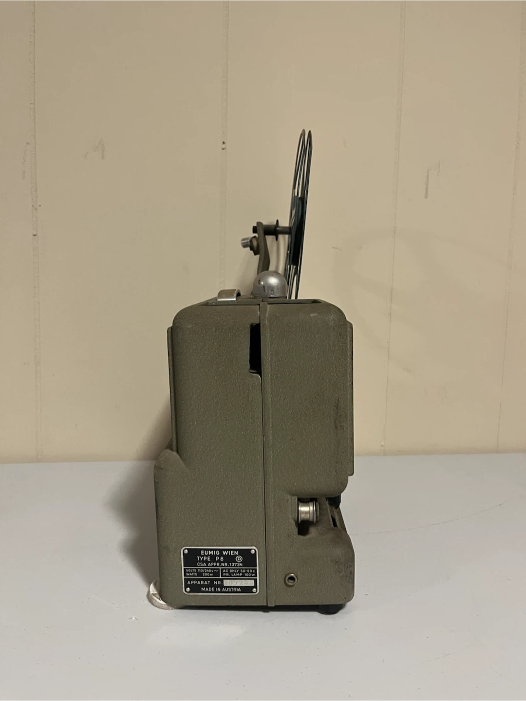 Vintage Eumig P8 8mm Movie Projector - photo 4