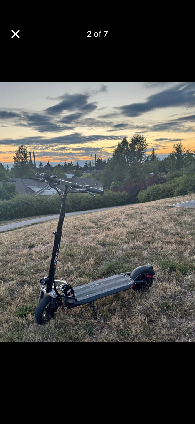 EMOVE Cruiser Electric Scooter