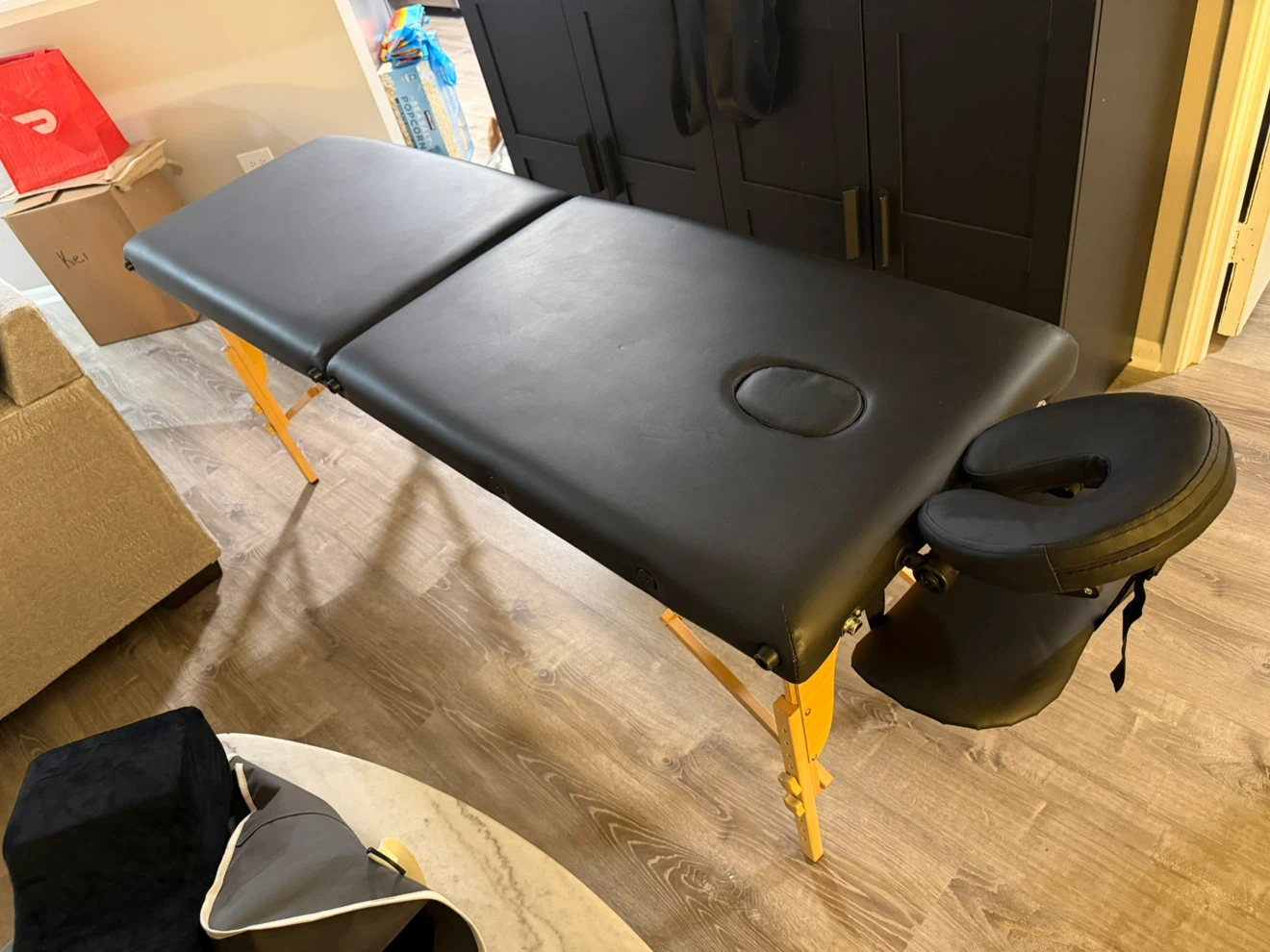 Portable Black Massage Table - photo 2