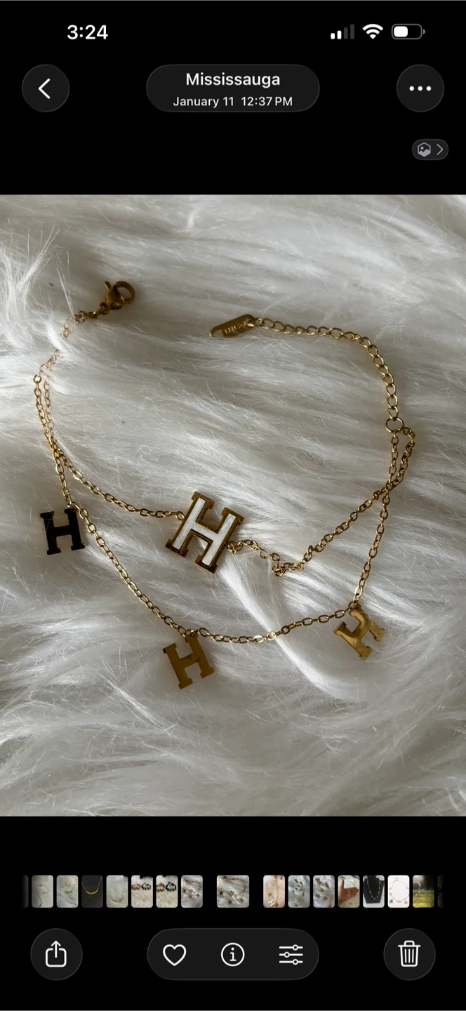 Gold-plated tone H letter charm anklet