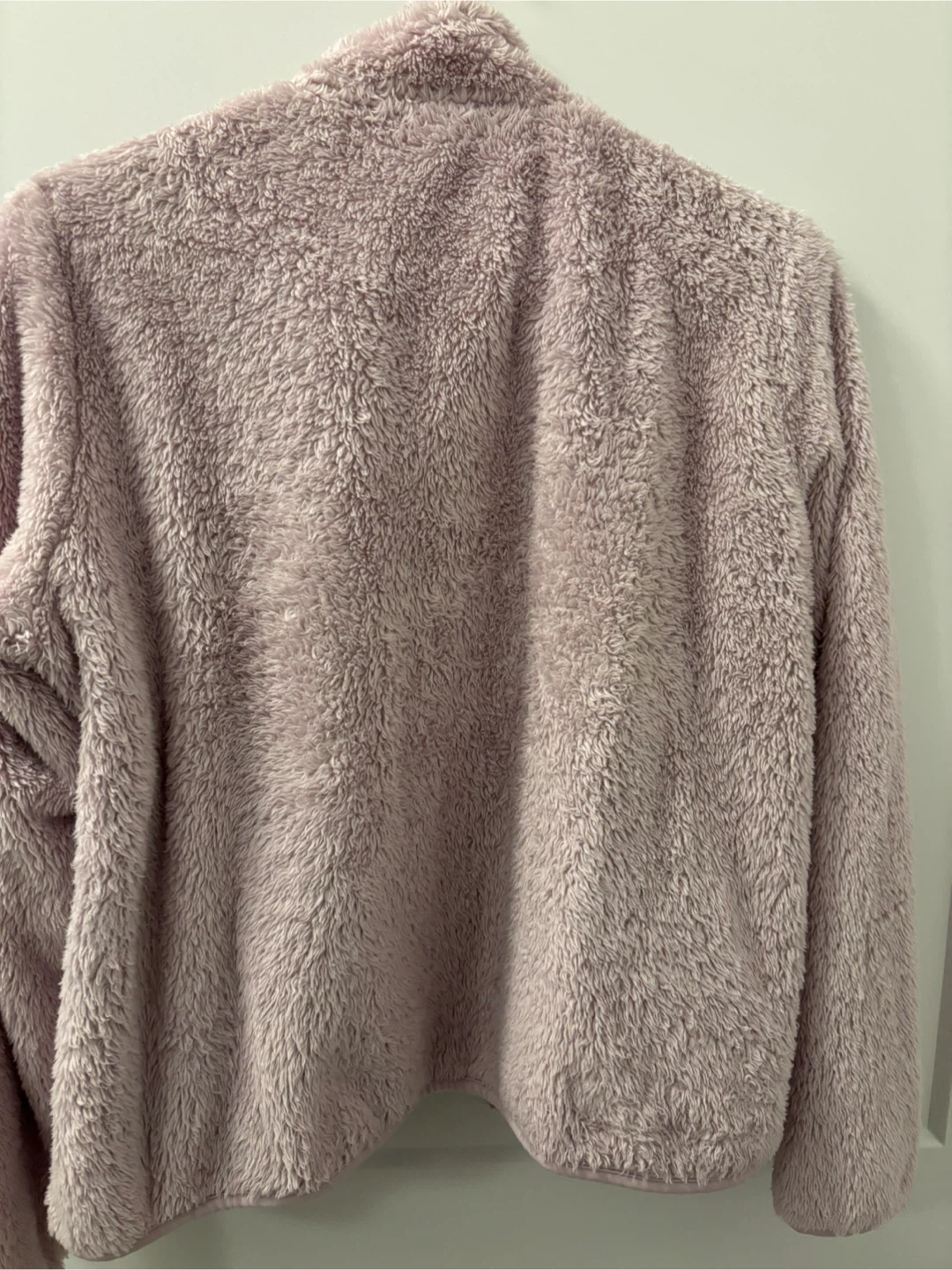Uniqlo Soft Pink Fleece Jacket - photo 3