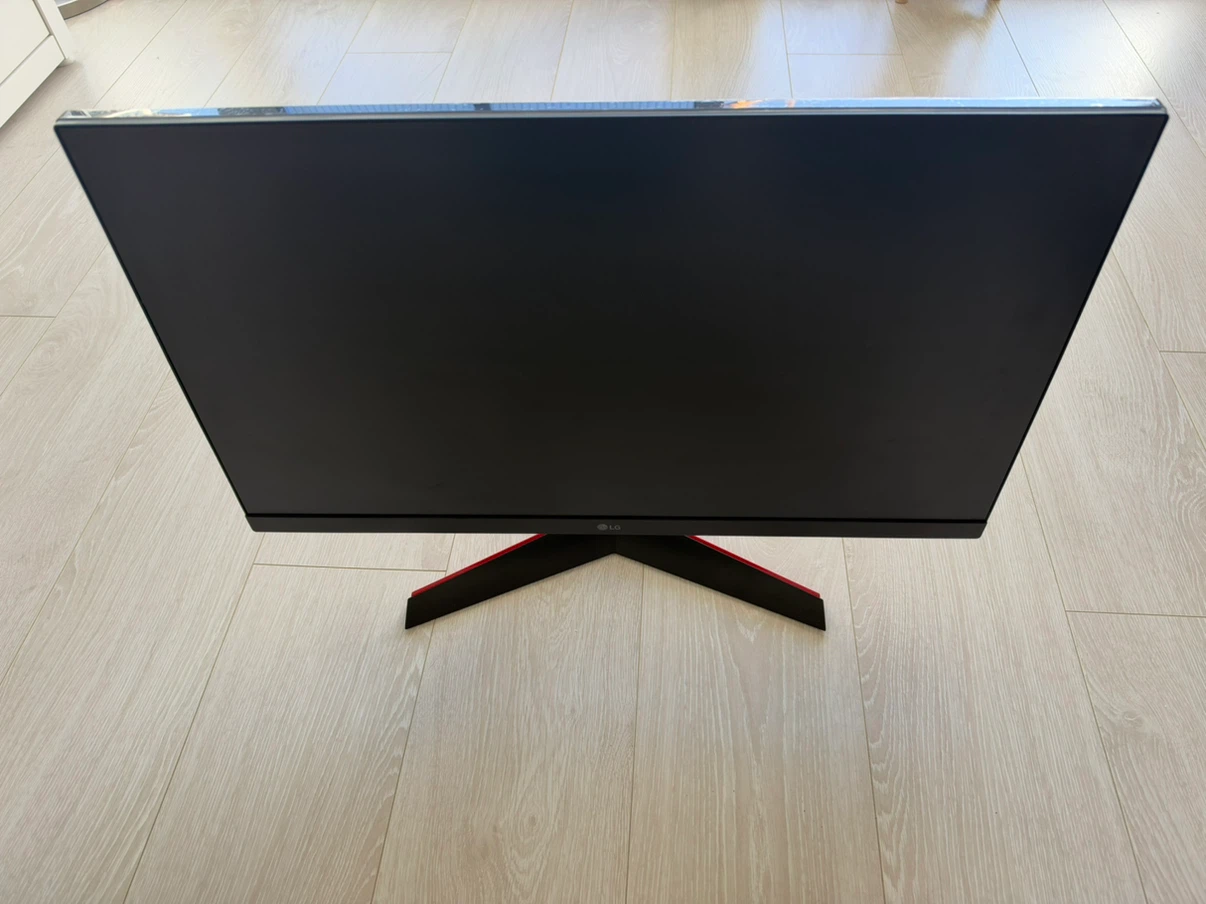 LG UltraGear 24GN600 24" Gaming Monitor (144Hz, IPS, 1ms, HDR)