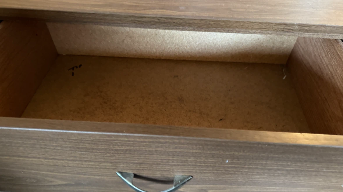 Four-Drawer Brown Wood Grain Dresser - photo 2