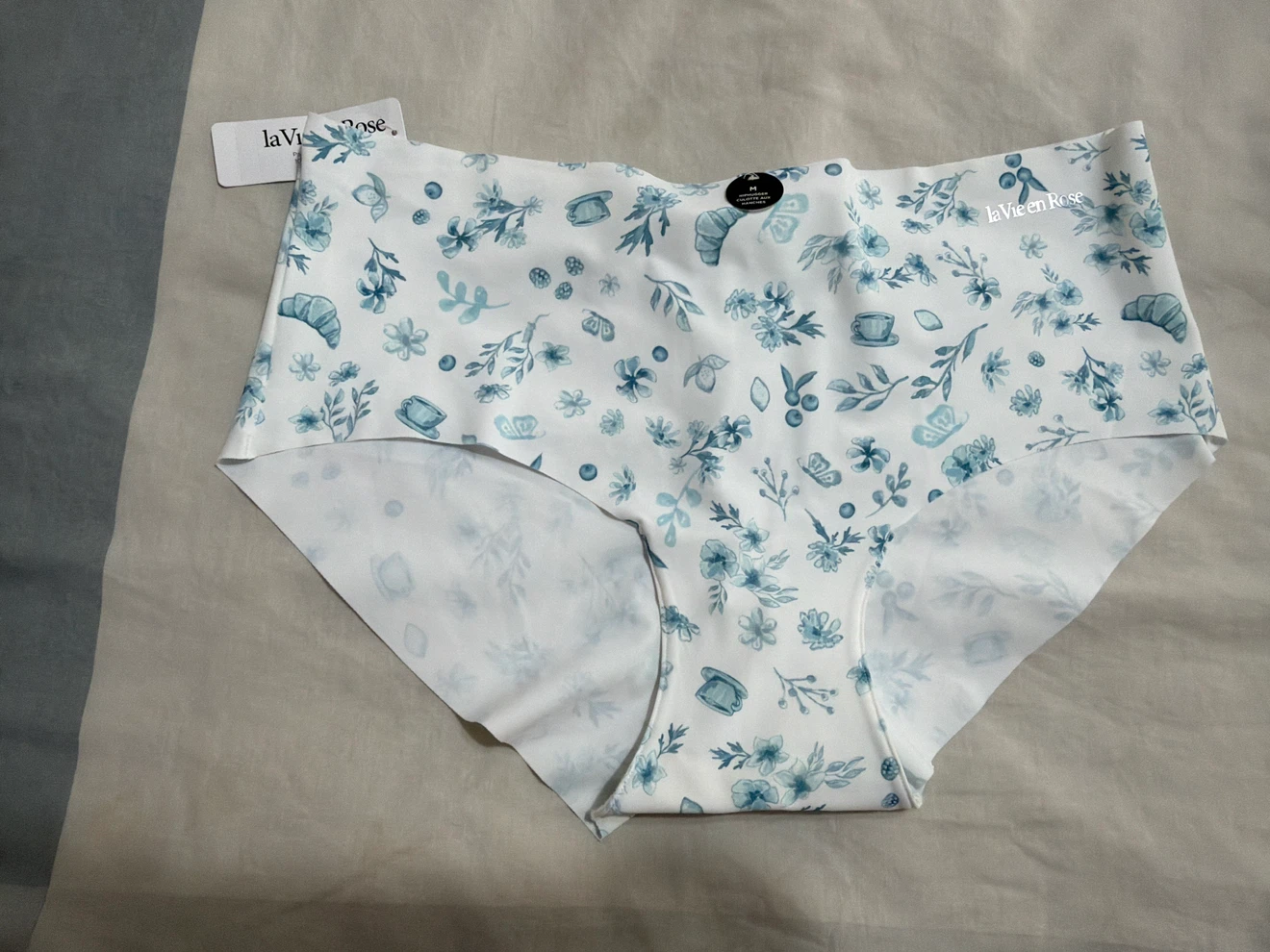La Vie en Rose Underwear Bundle - photo 2