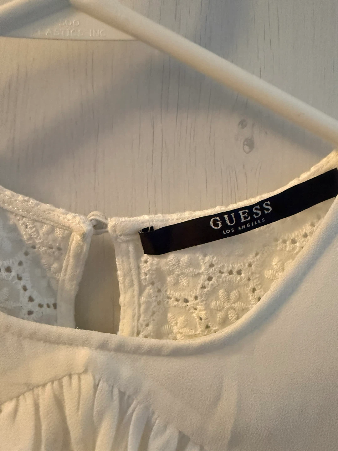 Guess White Ruffled Eyelet Top size S - photo 2