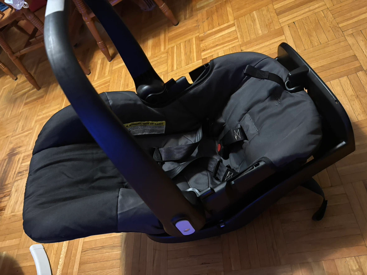 Evenflo Nurture Max Infant Car Seat - photo 2