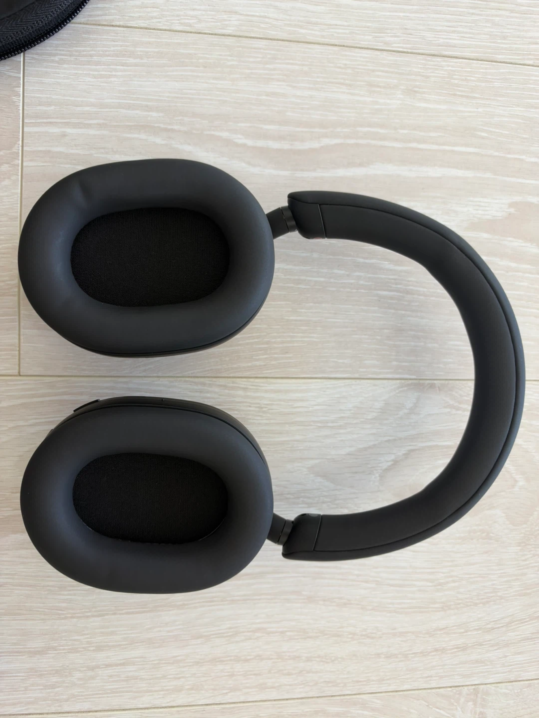 Sony WH-1000XM5 Wireless Noise Canceling Headphones - photo 2