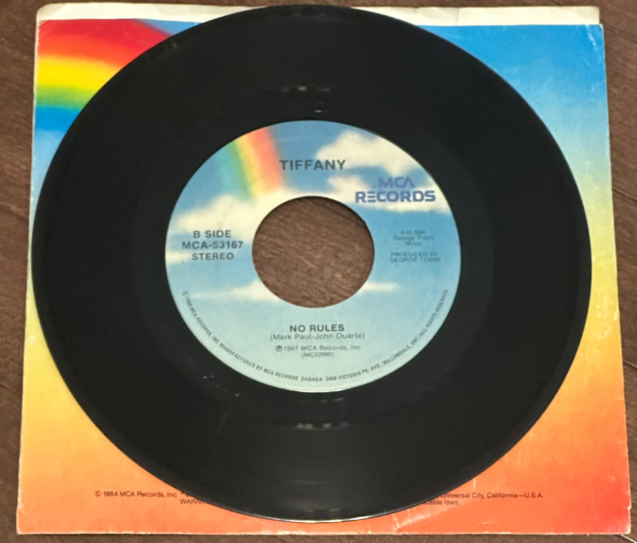 Stranger Things - Tiffany - I Think We're Alone Now 7” Vinyl - photo 2
