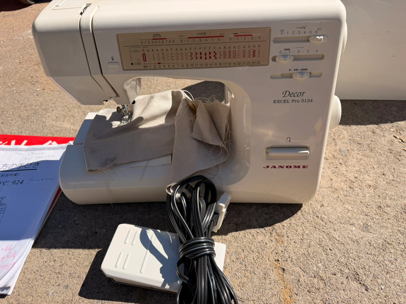Janome Decor Excel Pro 5124 Sewing Machine