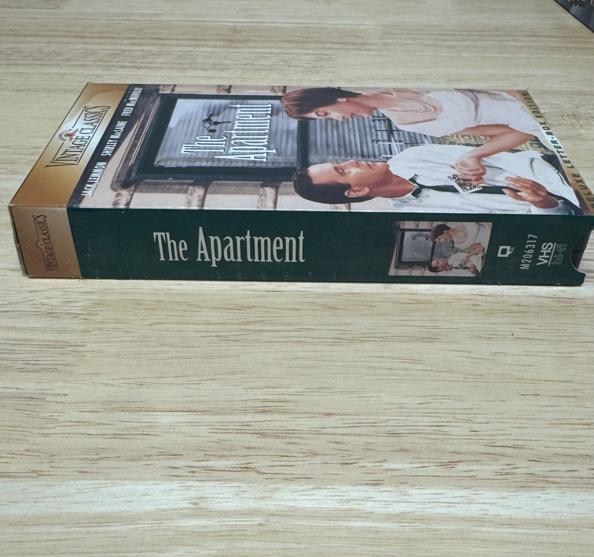 The Apartment VHS - photo 2