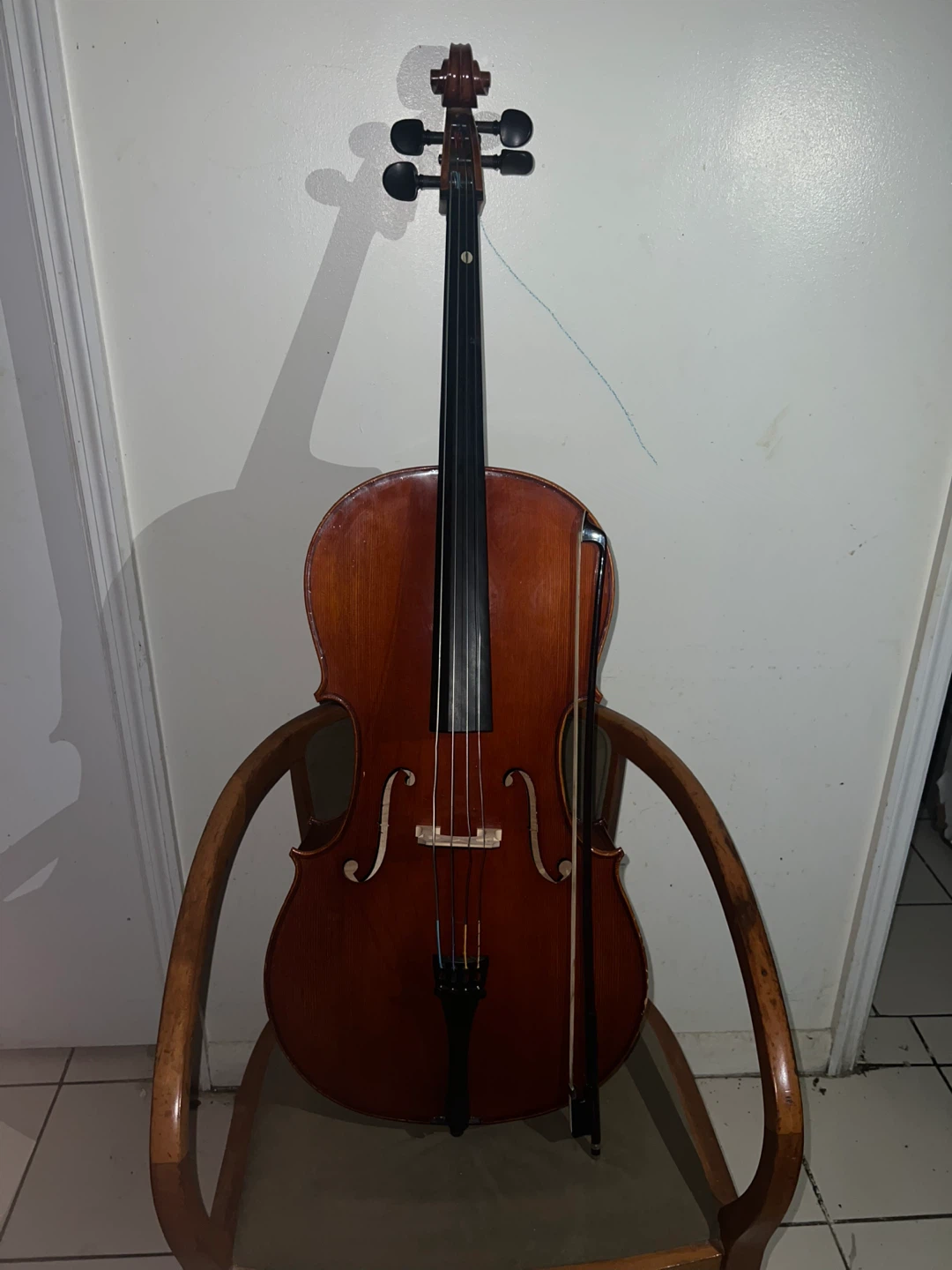 3/4 Tartini Cello (comes with padded bag and bow)