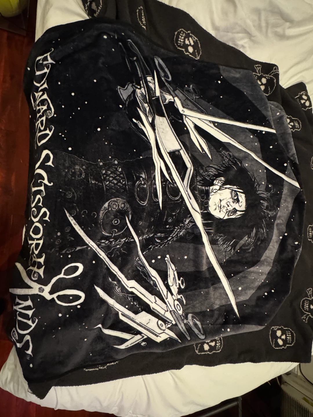 Edward Scissorhands Throw Blanket
