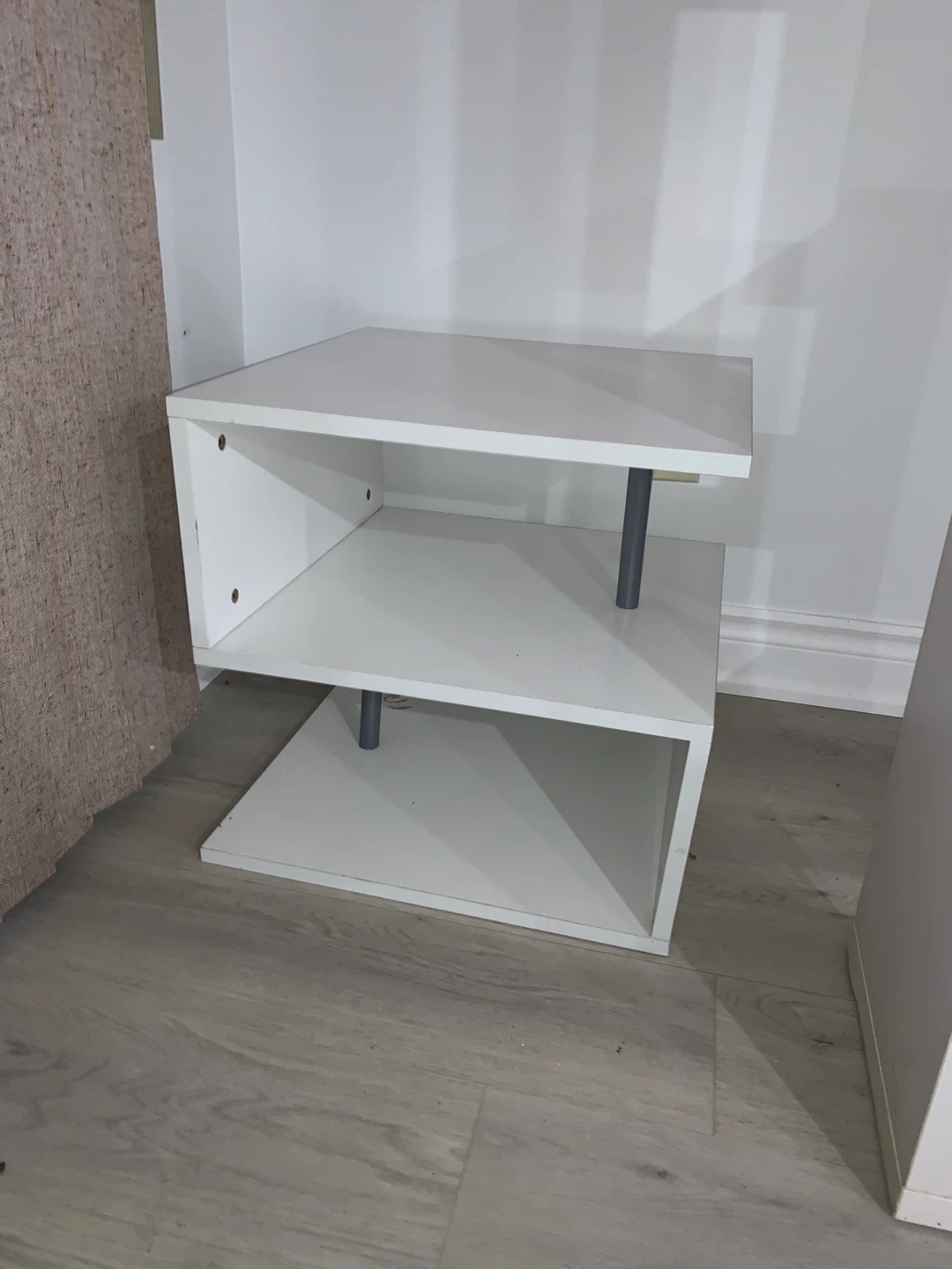 White Modern Side Table - photo 2