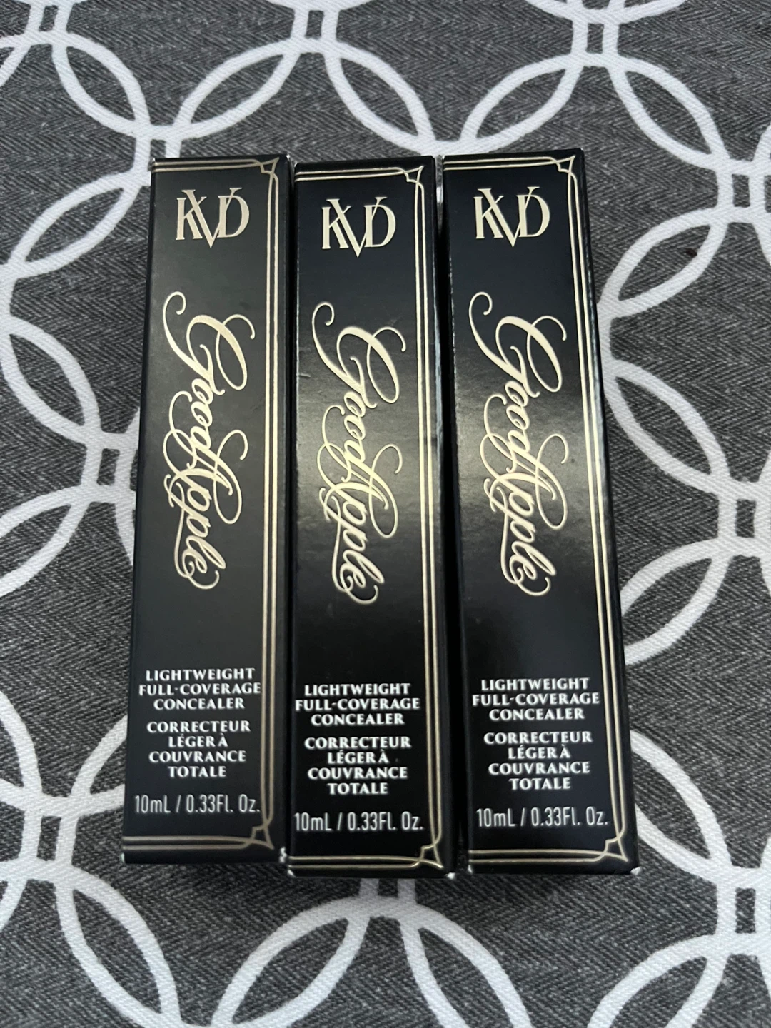 KVD good apple lightweight full coverage concealer