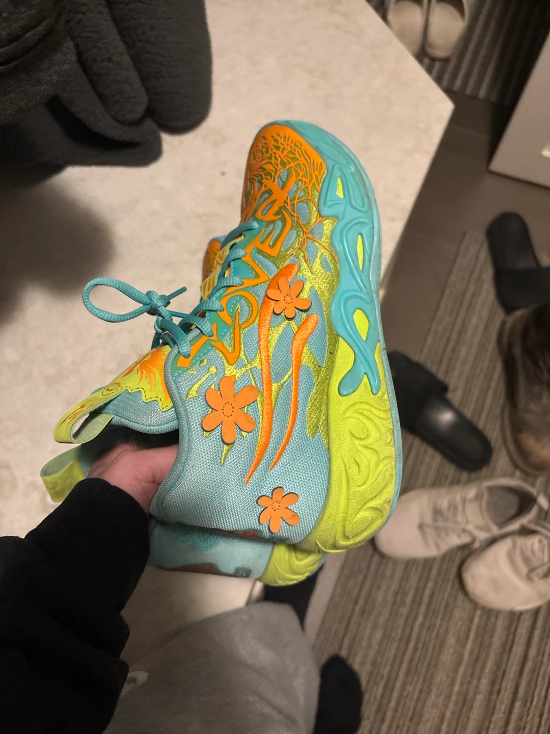 Lamelo shoes scooby doo - photo 3