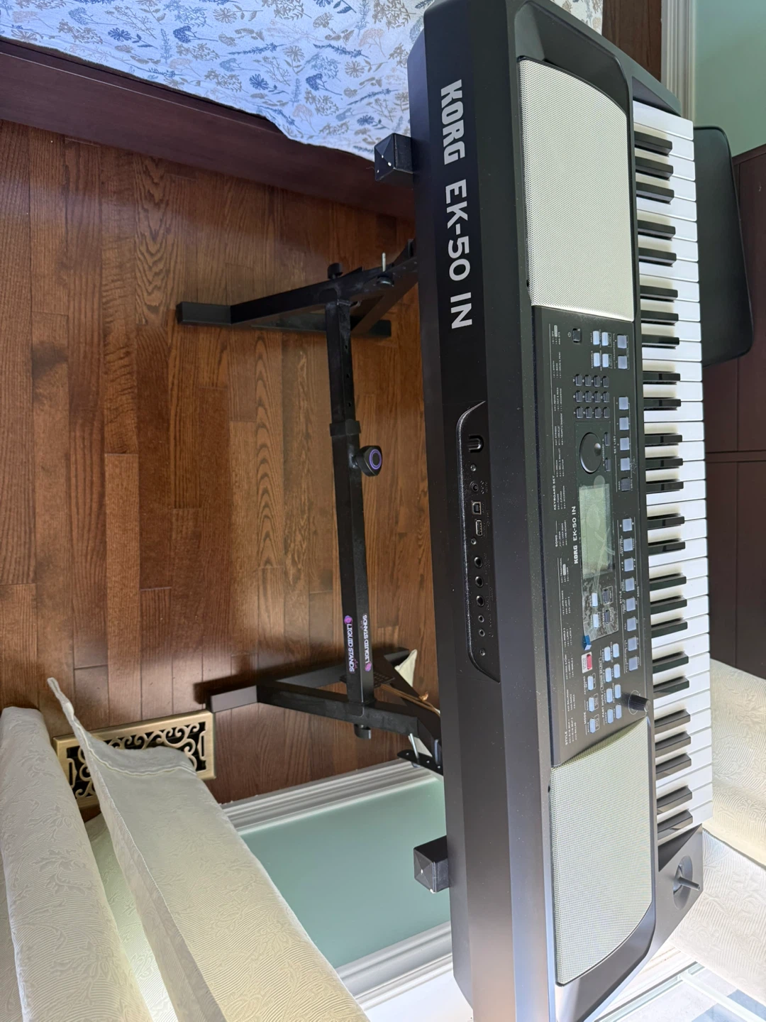 Korg EK-50 IN Entertainer Keyboard - photo 2