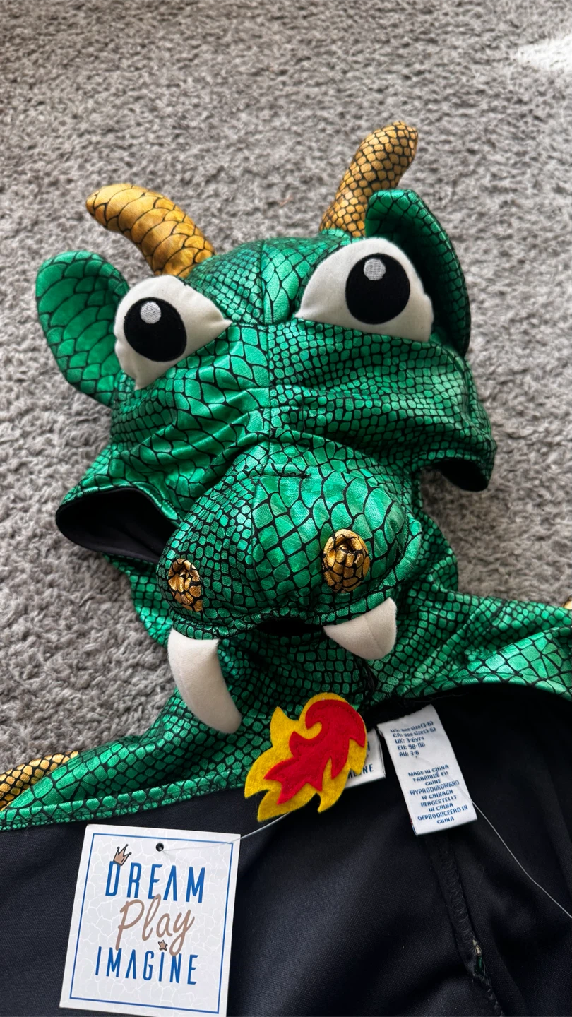 Dream Play Imagine Dragon Cape BNWT - photo 3