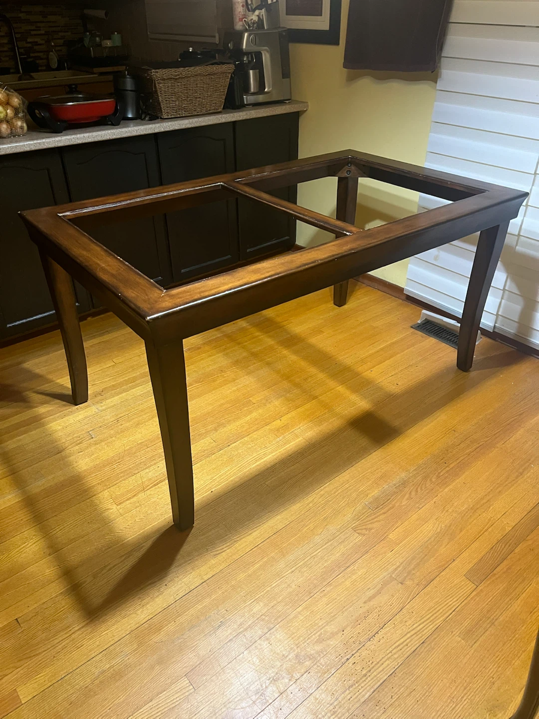Beautiful wood and glass/dining room table kitchen table - photo 5