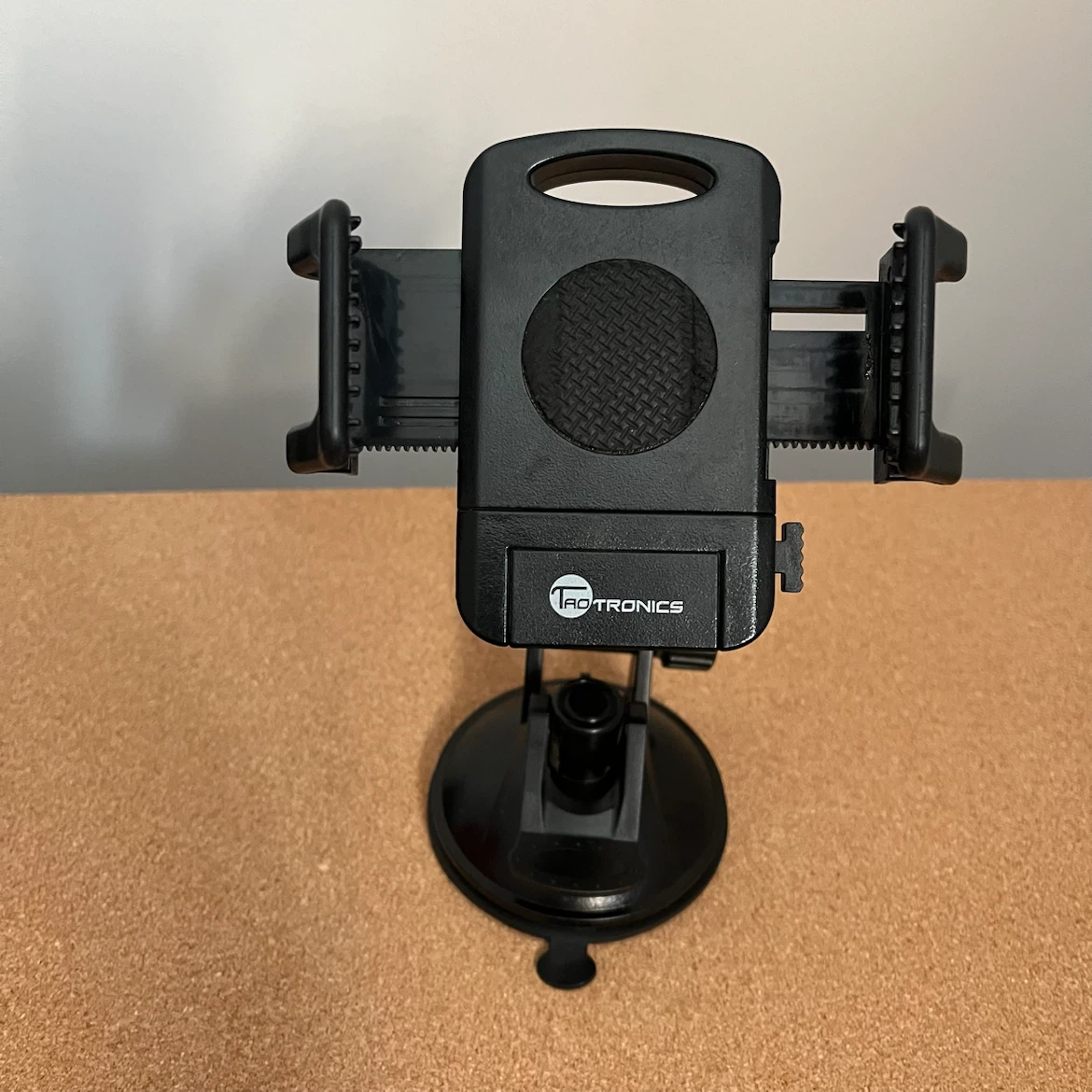 TaoTronics Car Smartphone Holder
