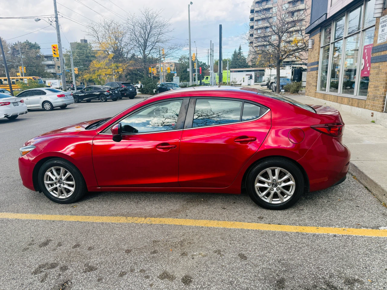 Mazda3 Sedan - photo 4