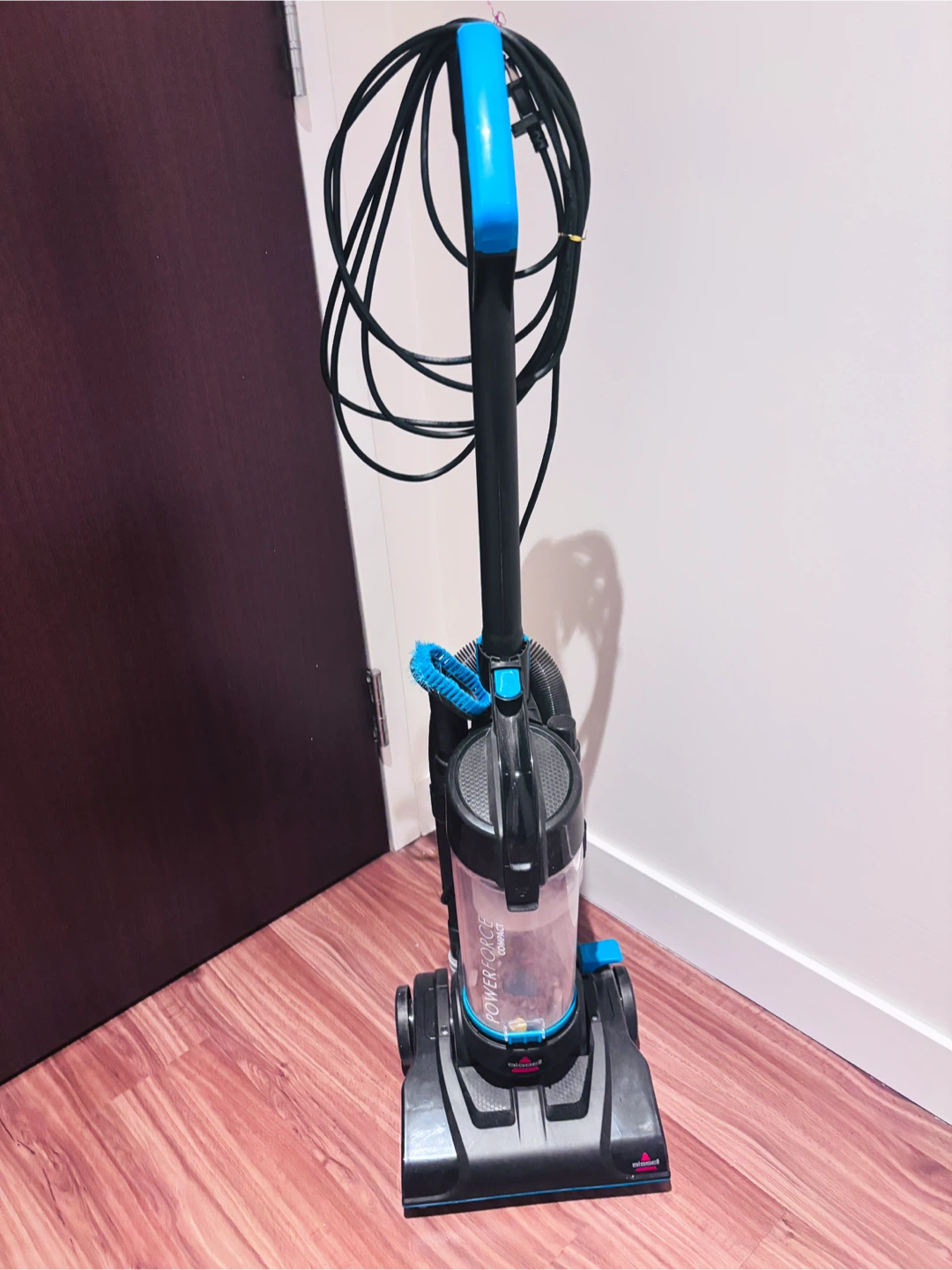 Bissell Powerforce Bagless Vacuum - photo 3