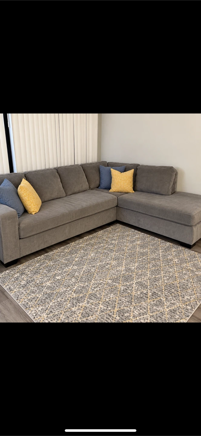 Grey Sectional Sofa with Chaise