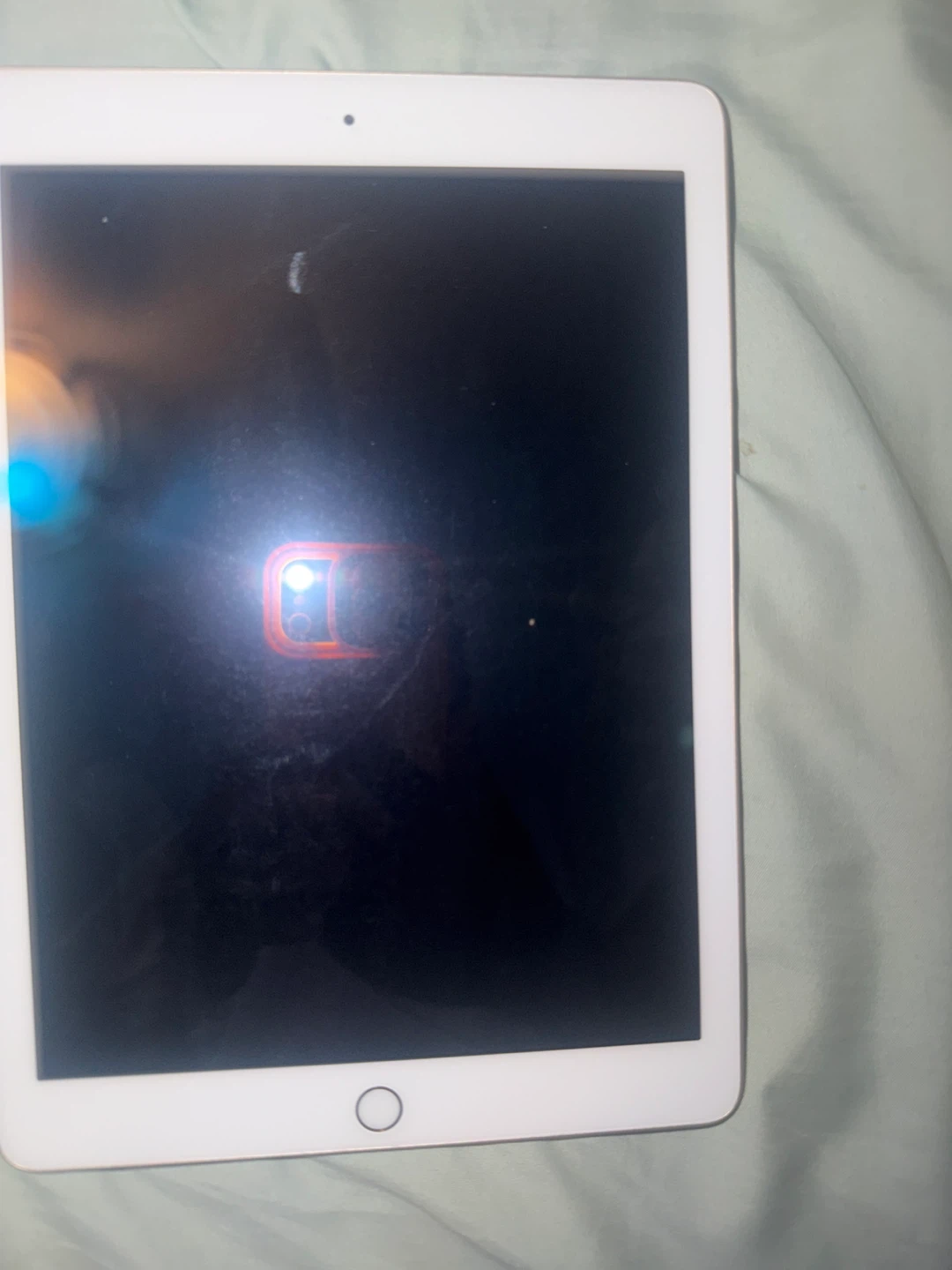 Apple iPad - photo 3