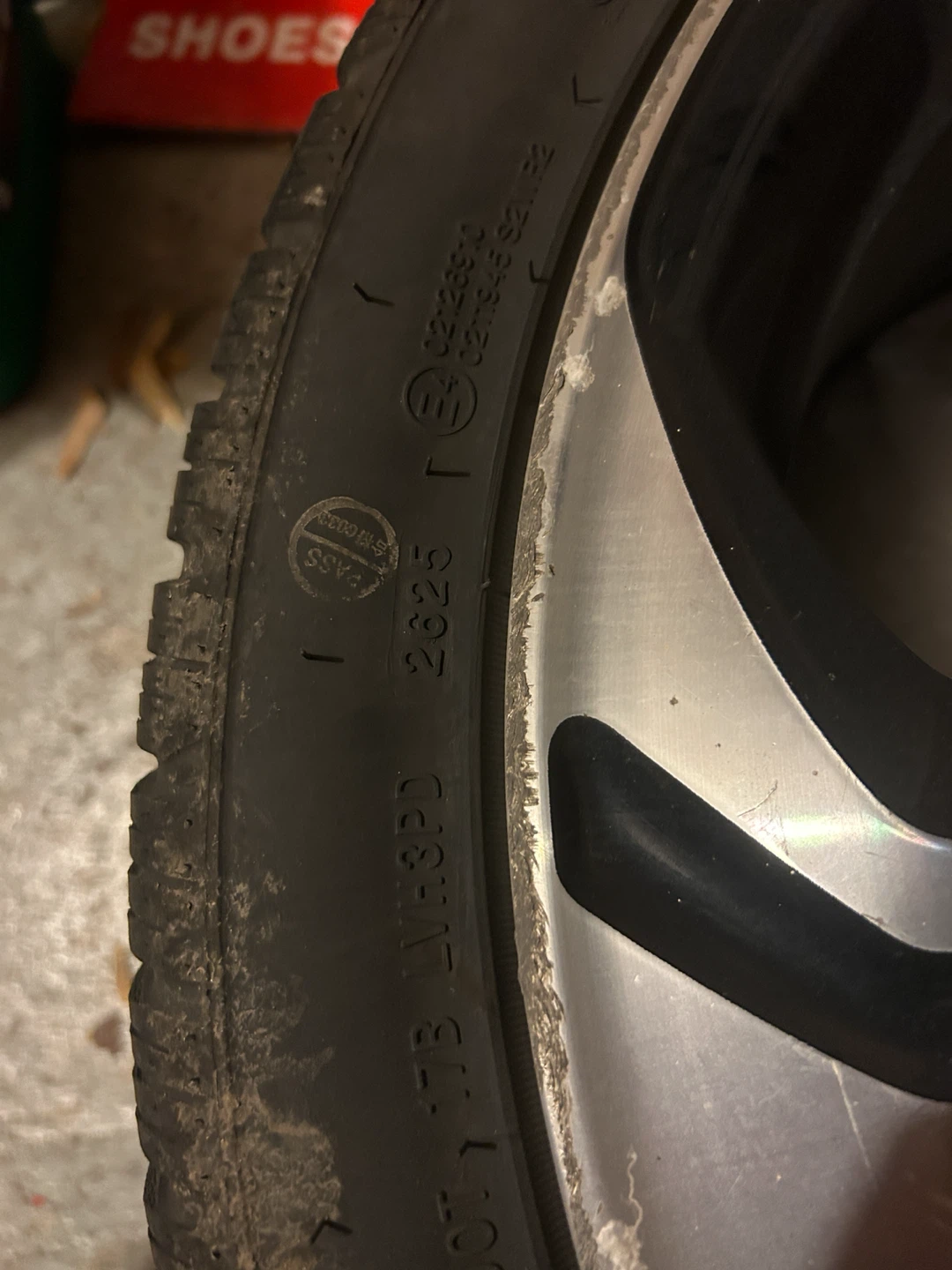 Winter tires on rims 114.3x18  |  235/40R/18 - photo 4