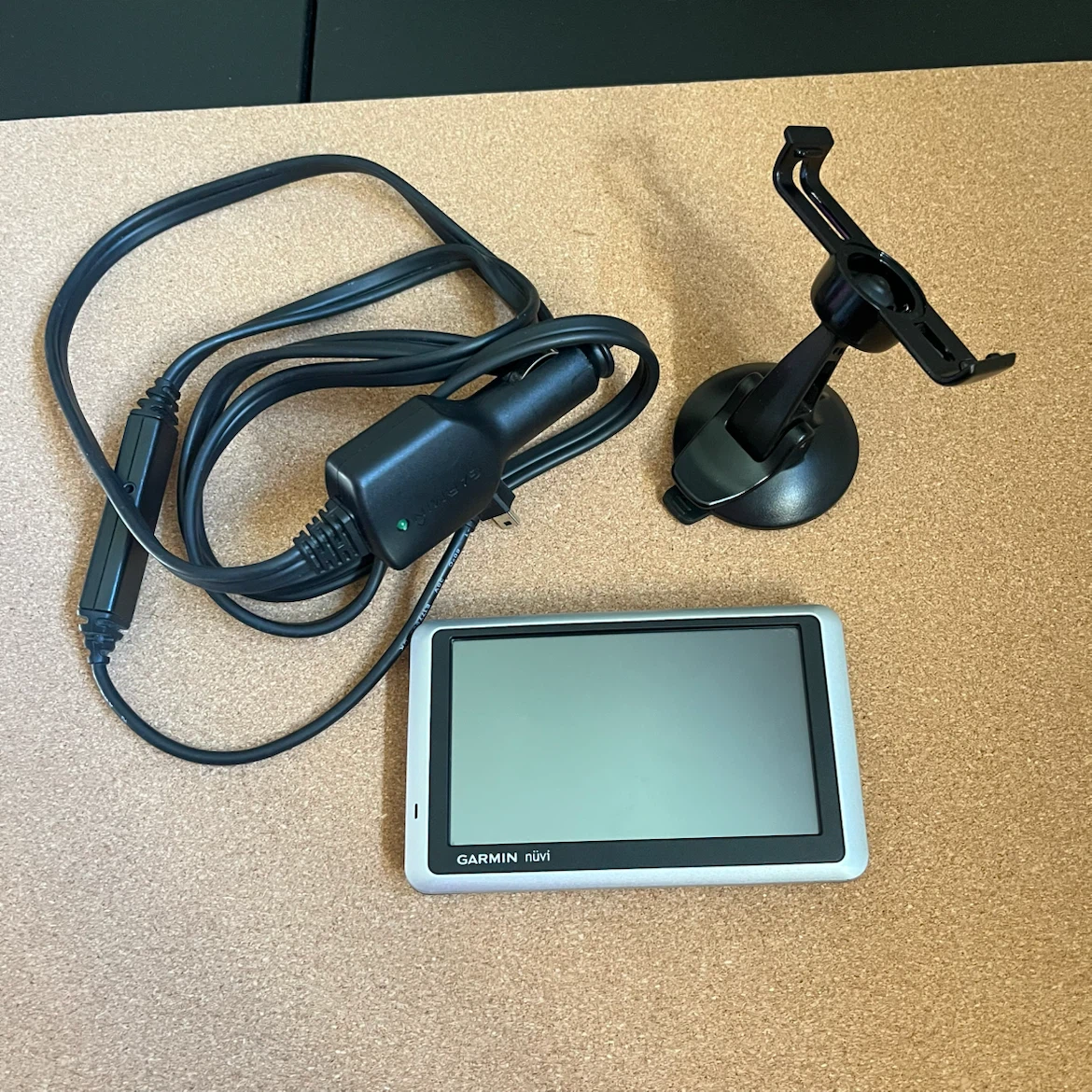 Garmin Nuvi 1350 GPS w/ Mount and Charger - photo 4