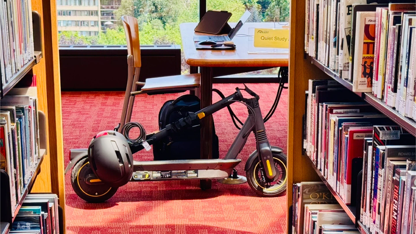 Segway Ninebot Max G2 Electric Scooter - photo 2