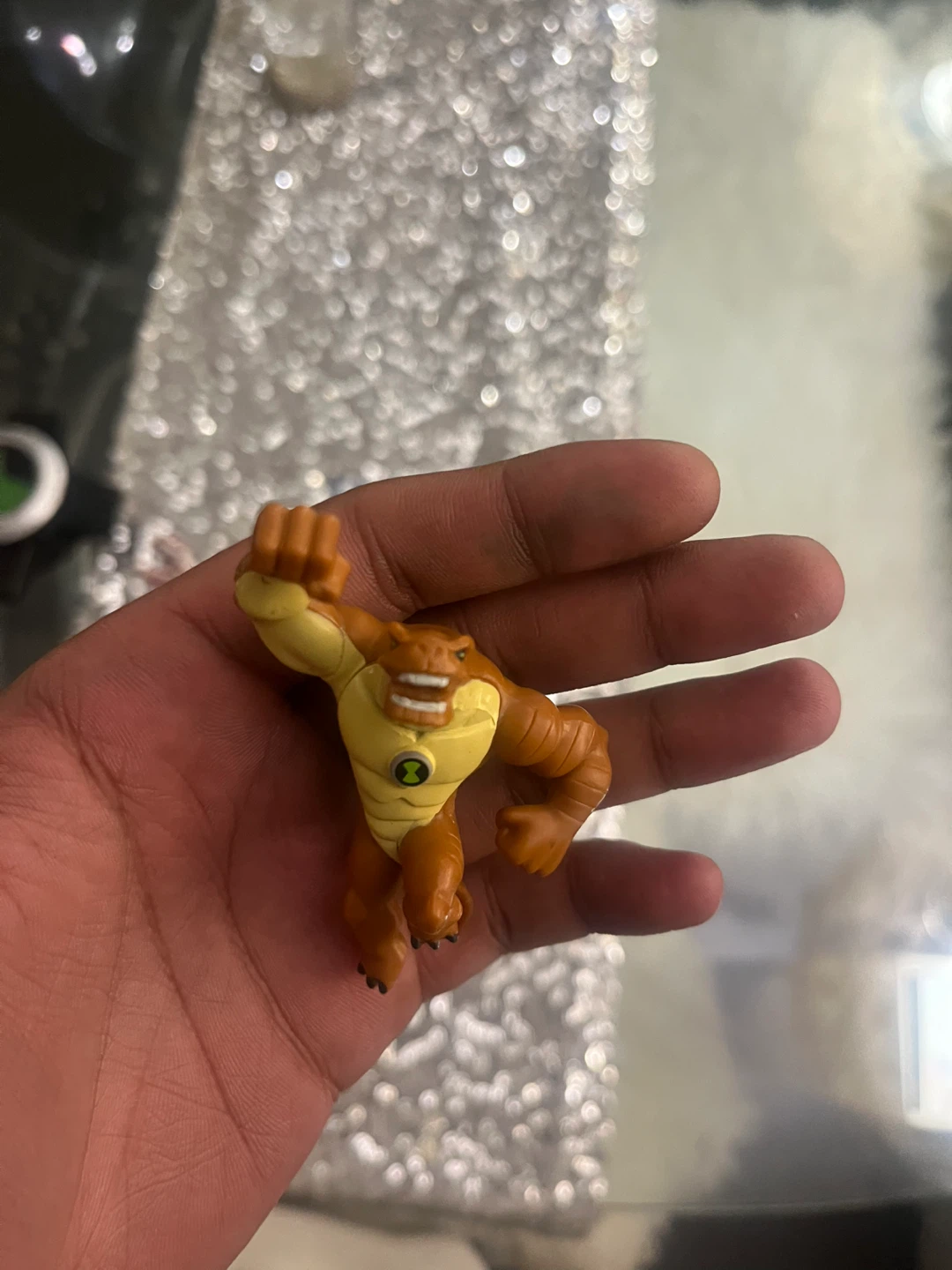 Ben 10 Humungousaur Action Figure