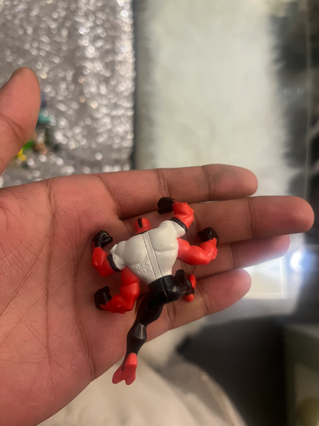 Ben 10 Four Arms Action Figure - photo 2