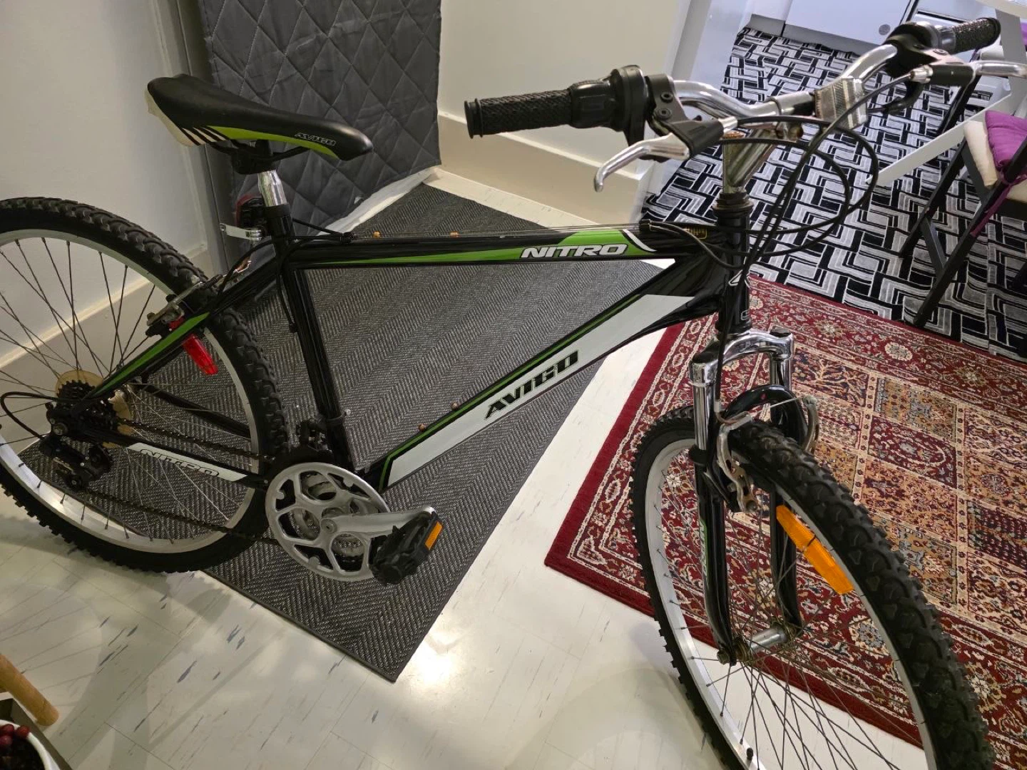 Avigo Nitro Mountain Bike
