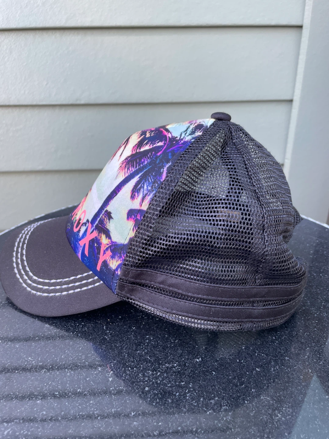 Roxy Tropical Print Mesh Trucker Hat - photo 2