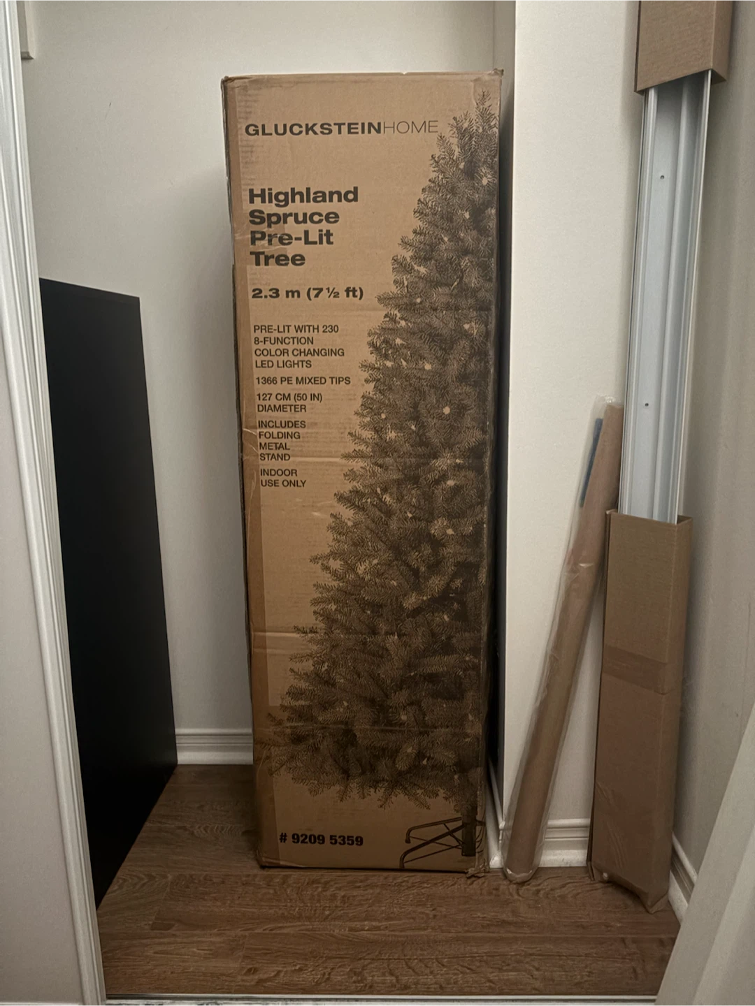 GlucksteinHome Highland Spruce Pre-Lit Tree 7.5 ft - photo 2