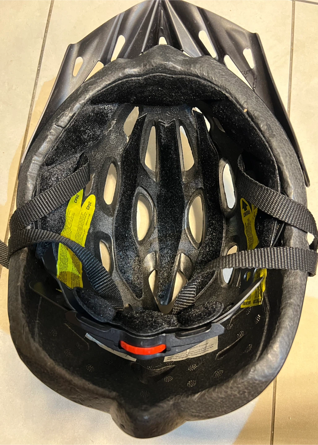 Black Bicycle Helmet - photo 2
