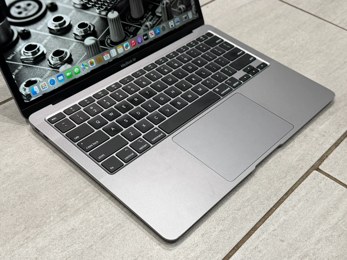 Apple MacBook Air 13” – Excellent Condition | Lots of Software - photo 3