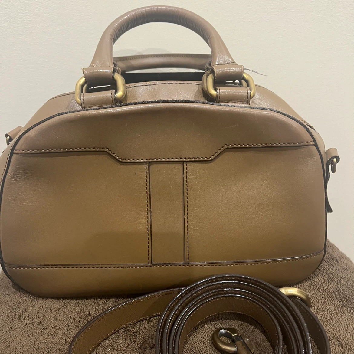 Authentic Burberry Leather Satchel Bag - photo 2