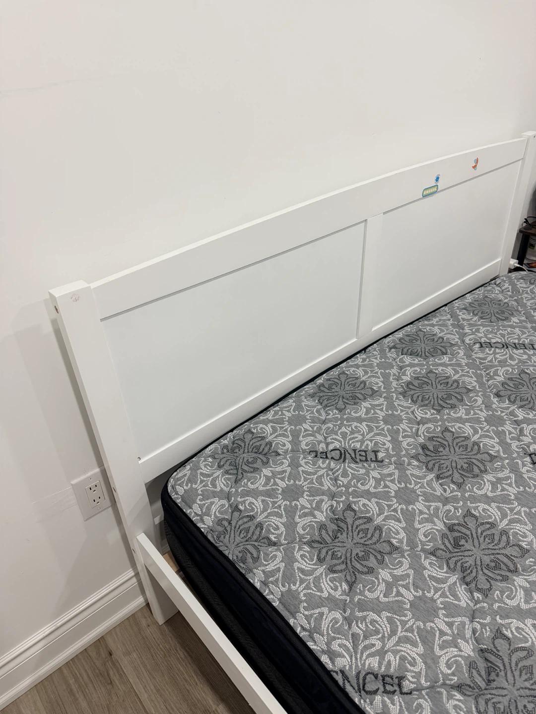 Queen Mattress - photo 5