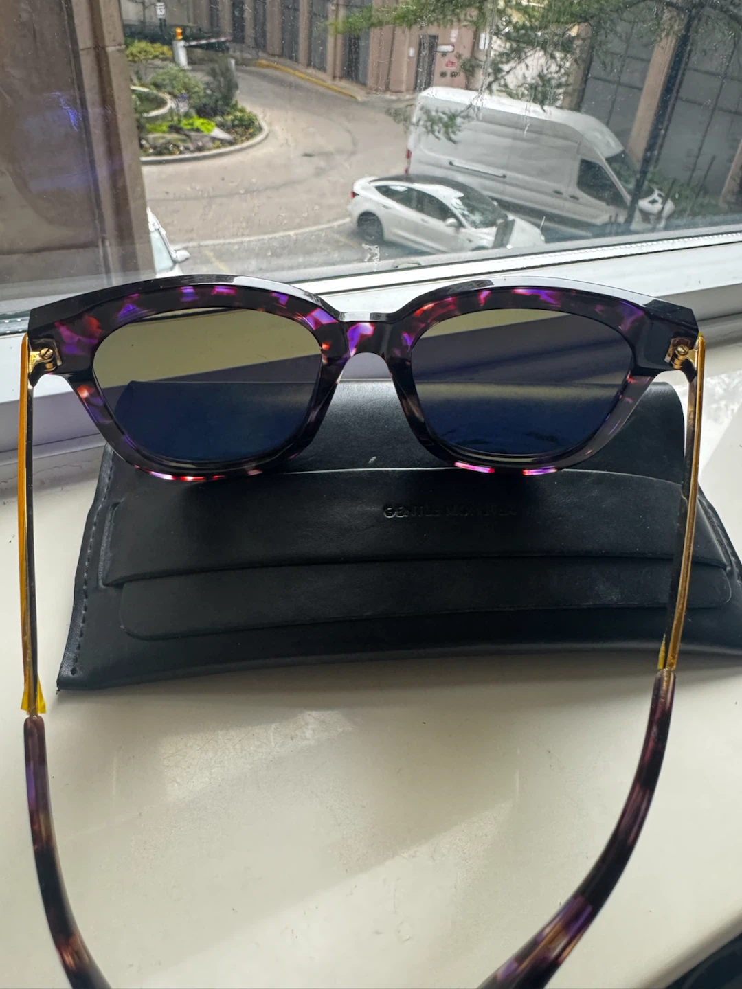 Gentle Monster Absente Sunglasses - photo 2