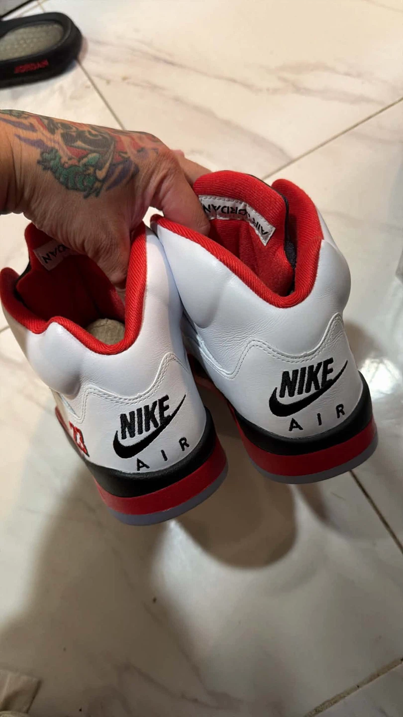 Air Jordan 5 Retro Fire Red - photo 3