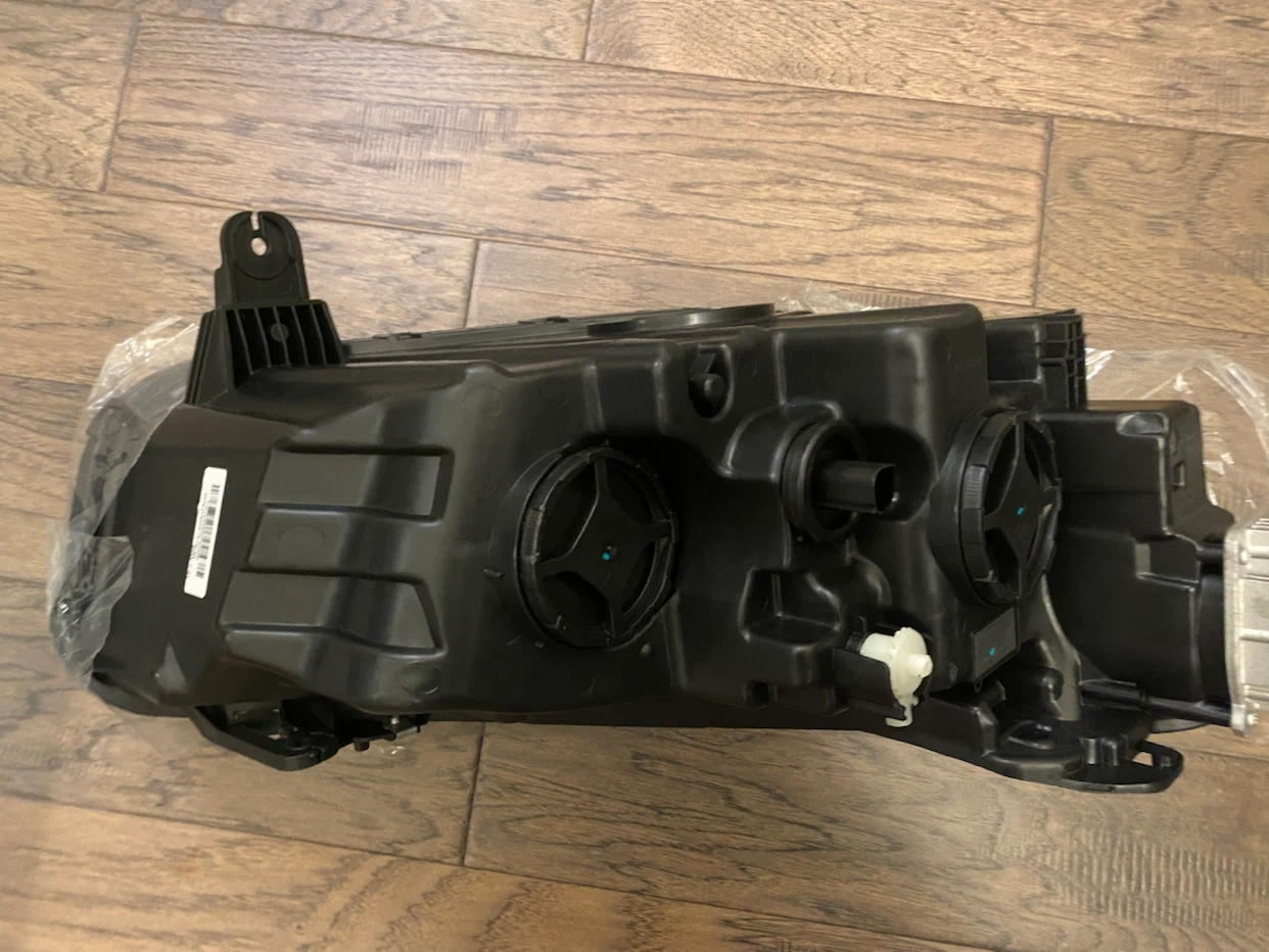 Headlight Buick Encore GX - photo 4