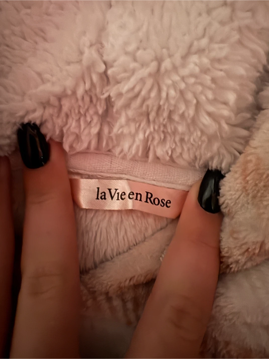 La Vie en Rose Plaid Hooded Blanket - photo 2