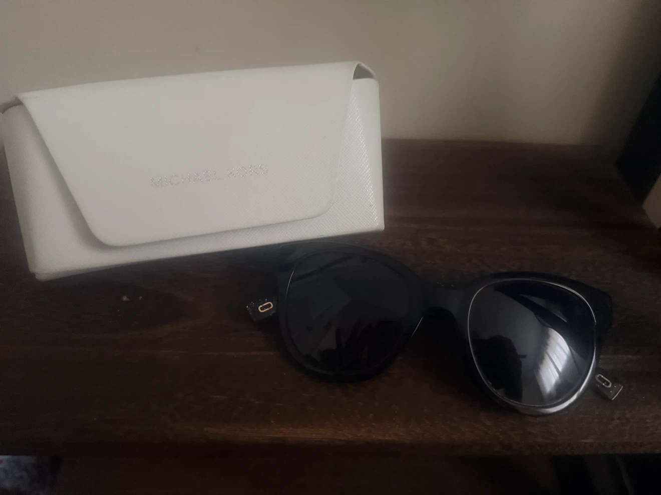 Marc Jacobs Black Sunglasses comes with a Micheal kors case