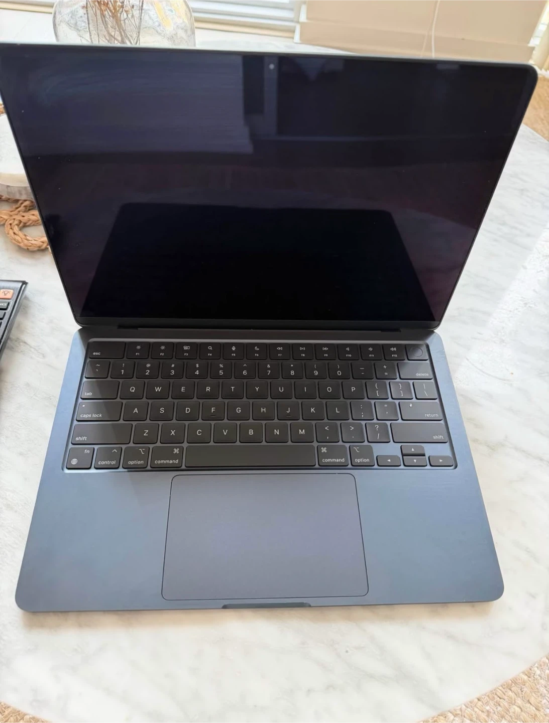 Apple MacBook Air 13-inch 2022