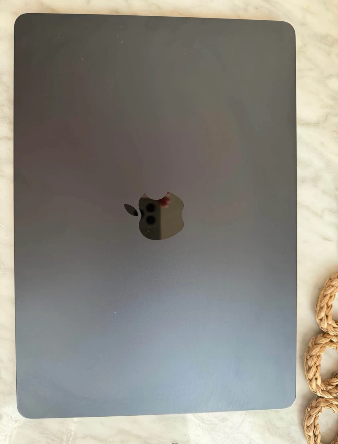 Apple MacBook Air 13-inch 2022 - photo 2