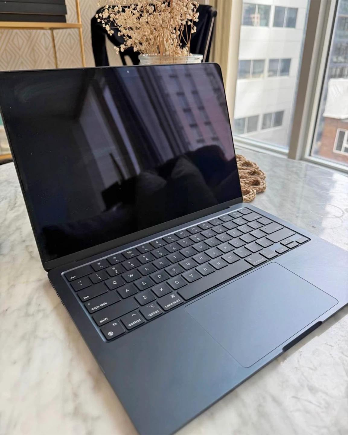 Apple MacBook Air 13-inch 2022 - photo 3