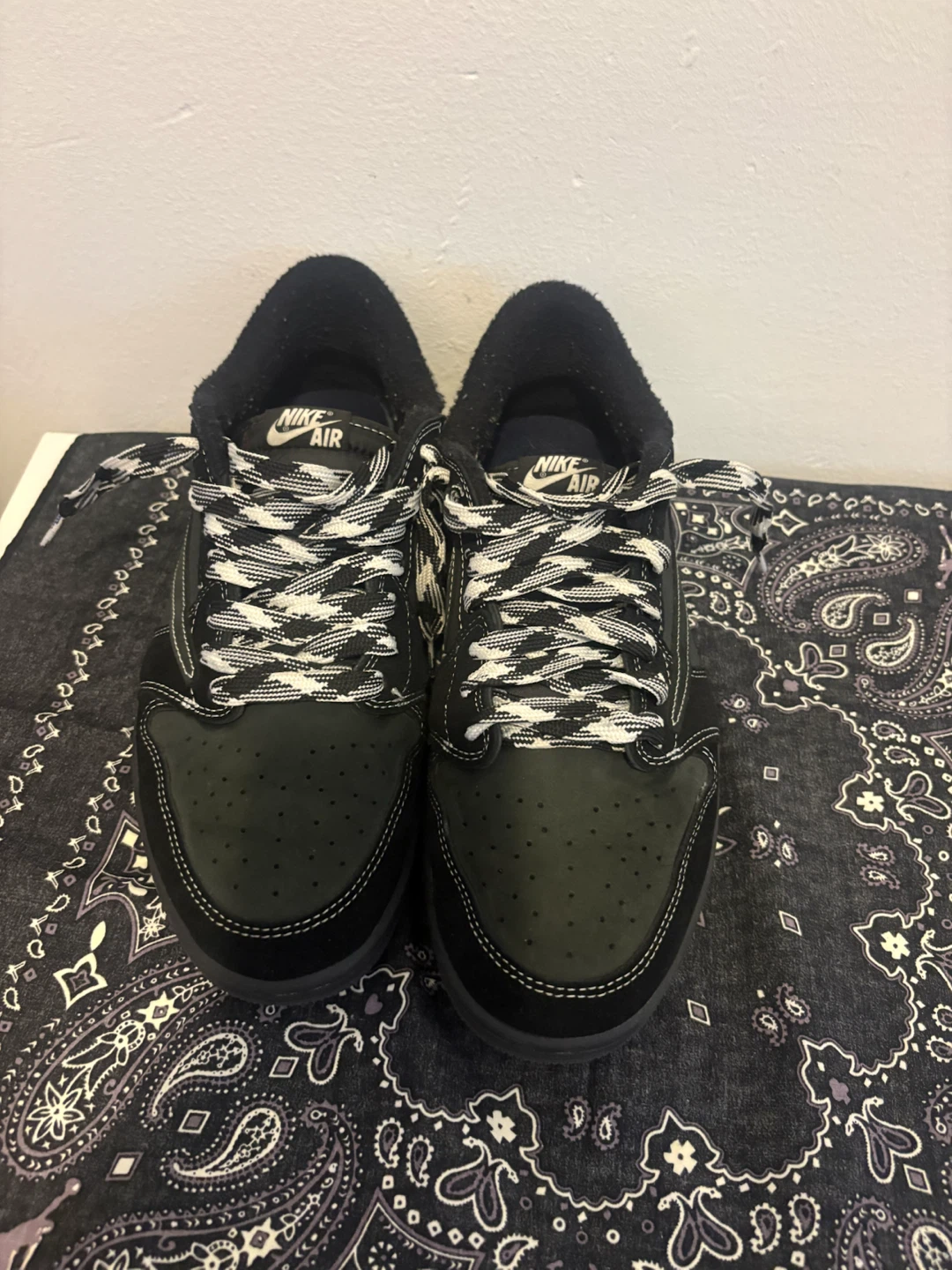 Nike x Travis Scott Air Jordan 1 Low Black