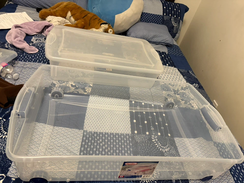 Sterilite 47L Wheeled Underbed Storage Box - photo 4