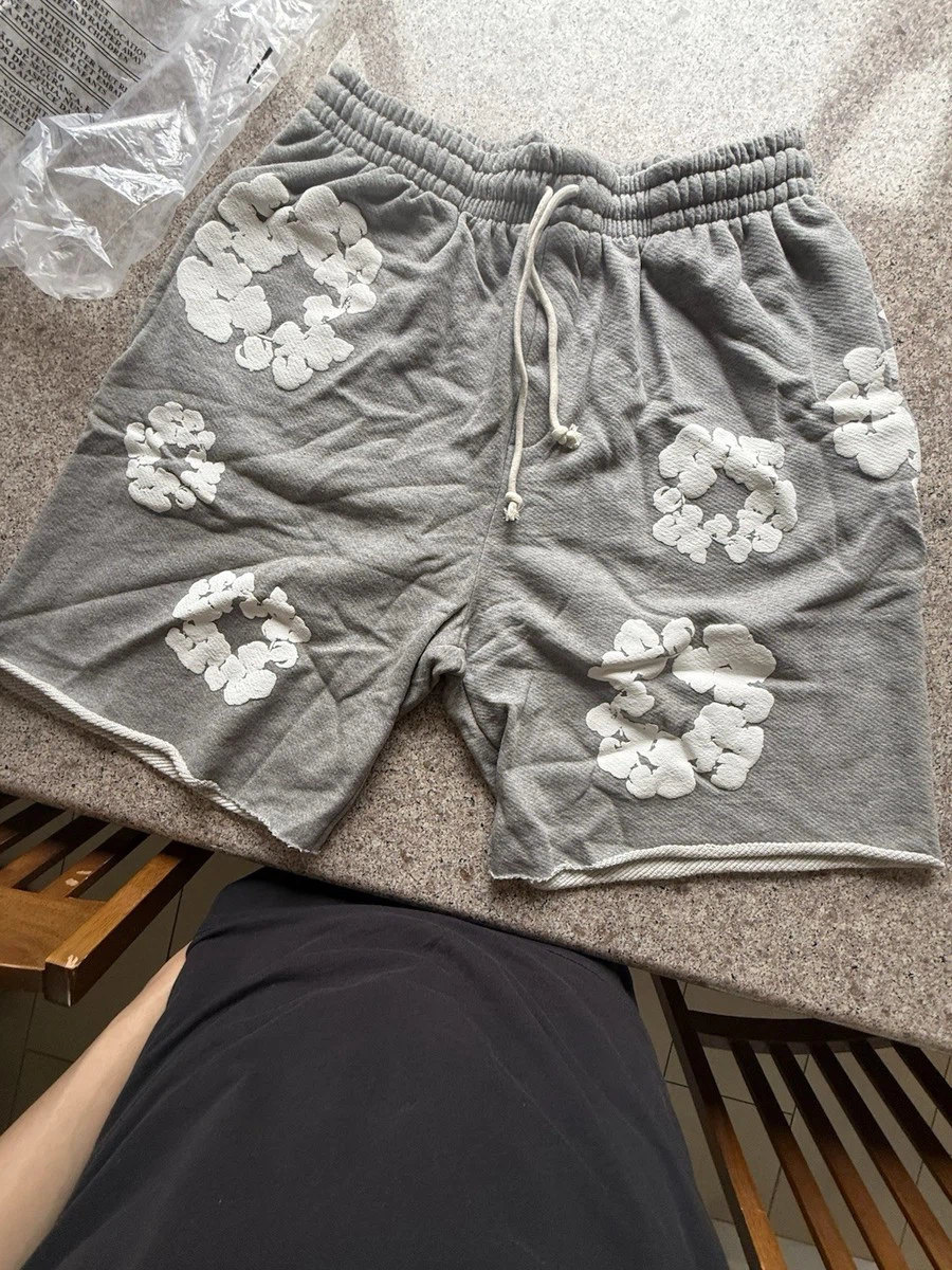 Denim Tears Cotton Wreath Sweat Shorts - photo 4